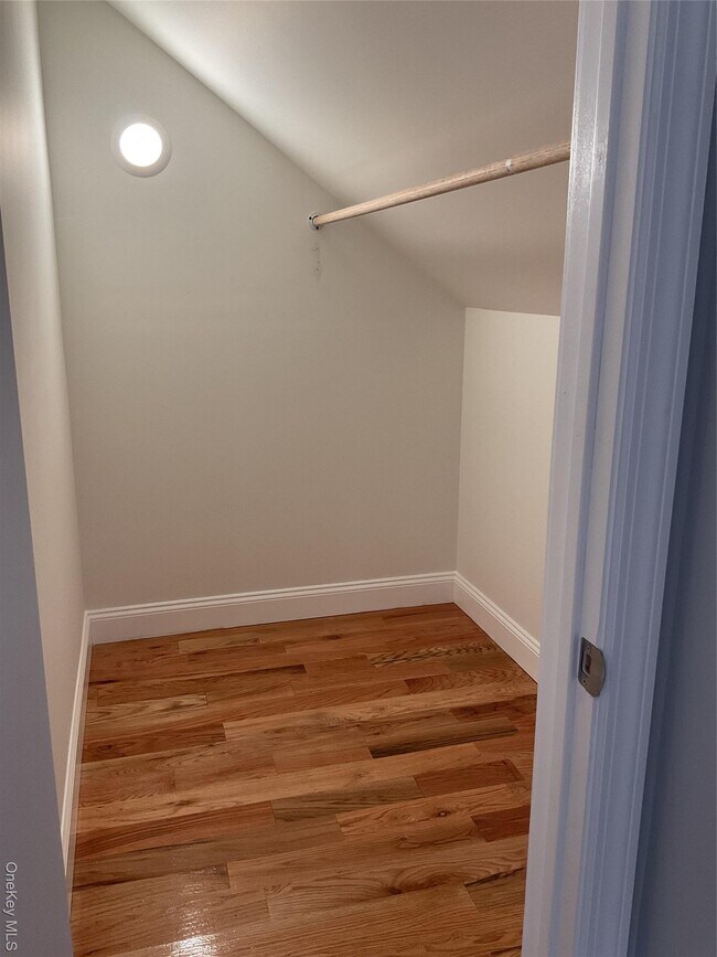 Building Photo - 46 S 12th Ave