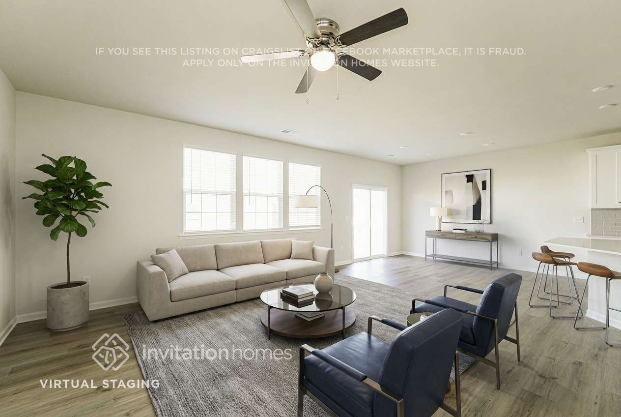 Building Photo - 7352 Echoing Hls Ln