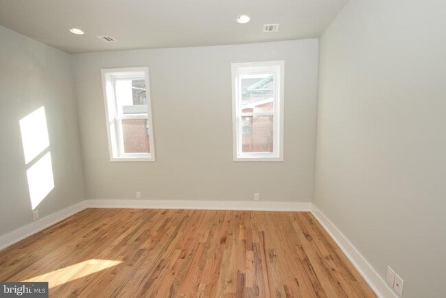 Building Photo - 1713 Fernon St