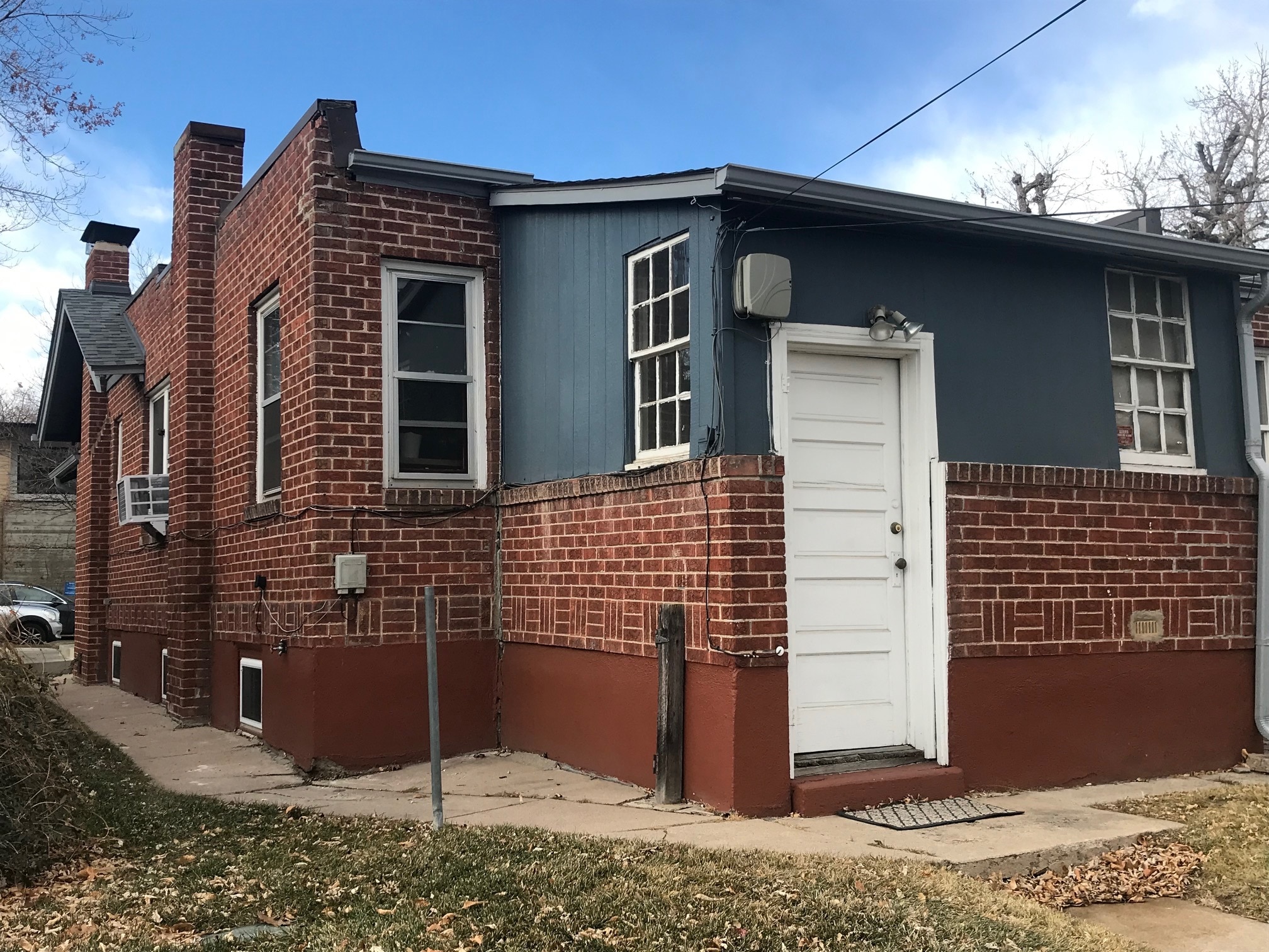 Building Photo - 3262 Stuart St