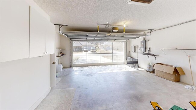 Building Photo - 9771 SW 97th Ln