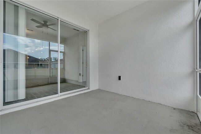 Building Photo - 920 Serchio St
