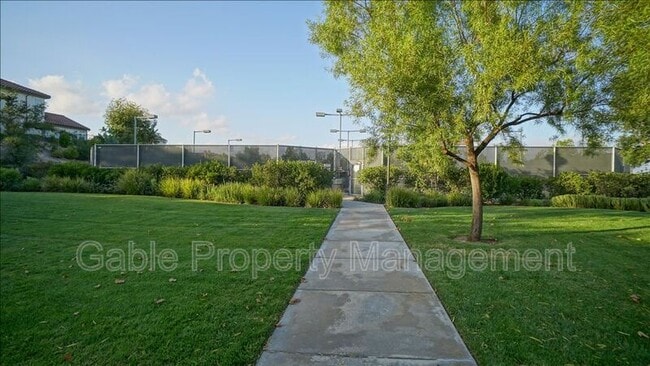 Building Photo - 27210 Valderrama Dr