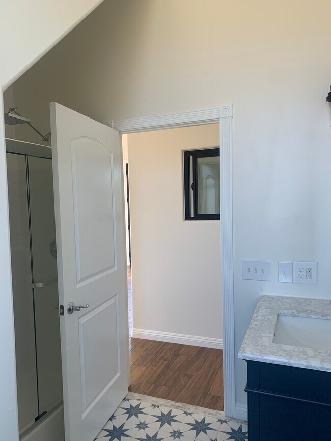 Building Photo - 14425 Hardtree Dr