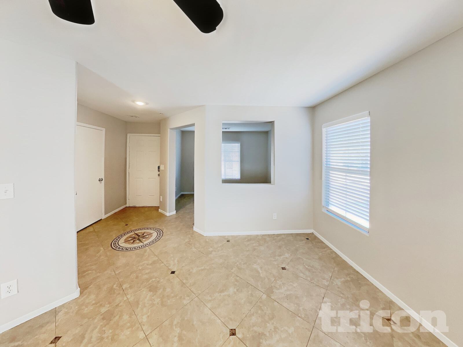 Building Photo - 1092 Country Coach Dr