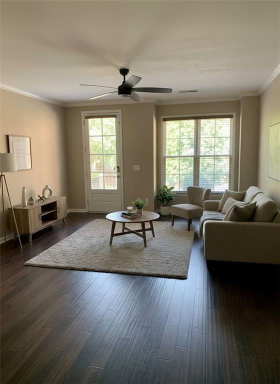 Building Photo - 6295 Shelburne Park Ln