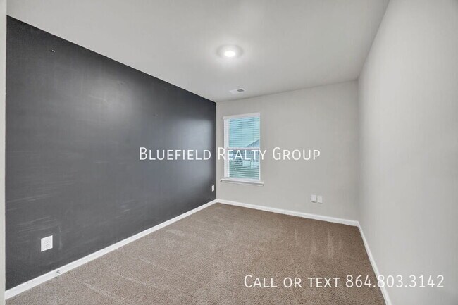 Building Photo - 1329 Wunder Way