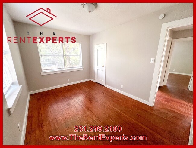 Building Photo - 1103 Ross St