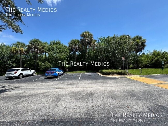 Building Photo - 2854 Oakwater Dr