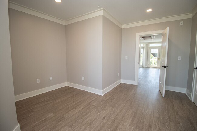 Building Photo - Modern Comfort Meets Historic Character in...