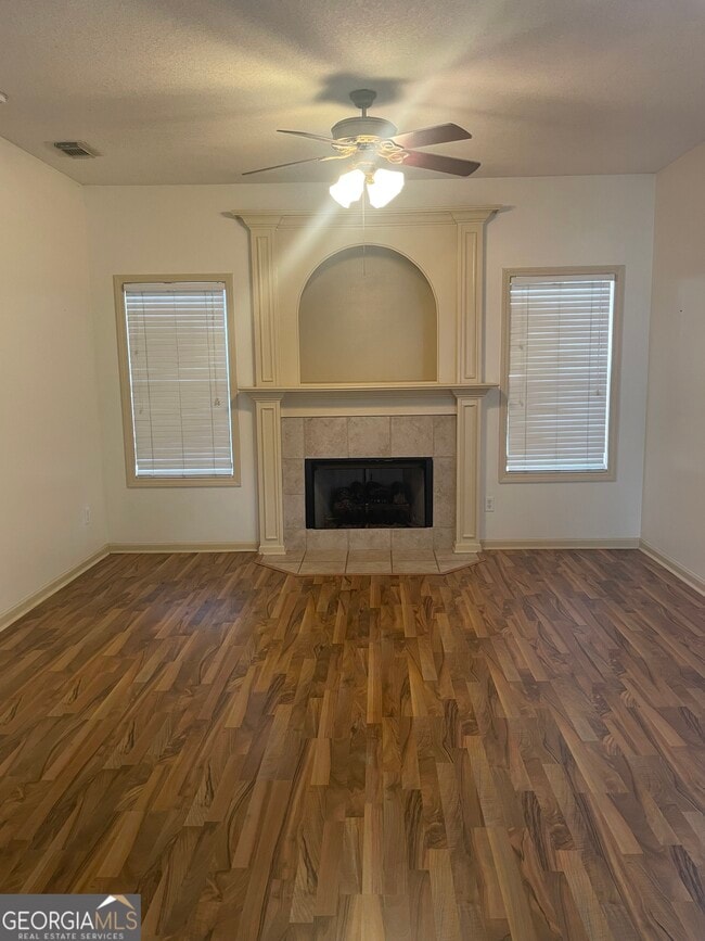 Building Photo - 1114 Southbend Dr