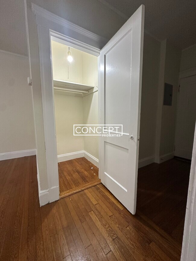 Building Photo - 1167 Boylston St