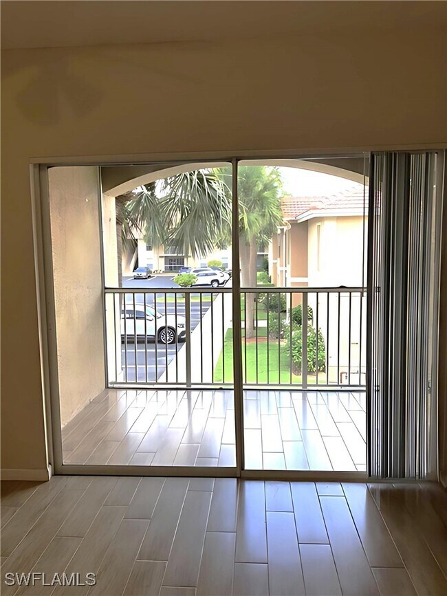 Building Photo - 8255 Ibis Club Dr