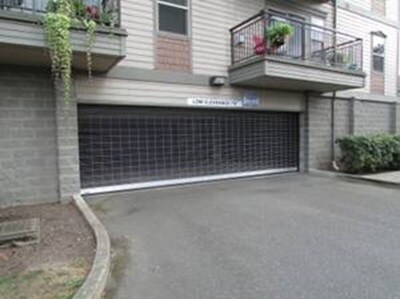 Secure parking garage - 1991 Alder St