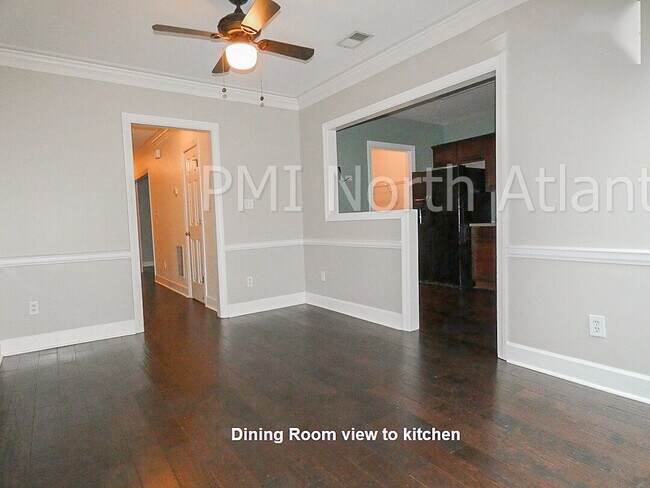 Building Photo - Now Available – Stunning 2-Bedroom Townhom...