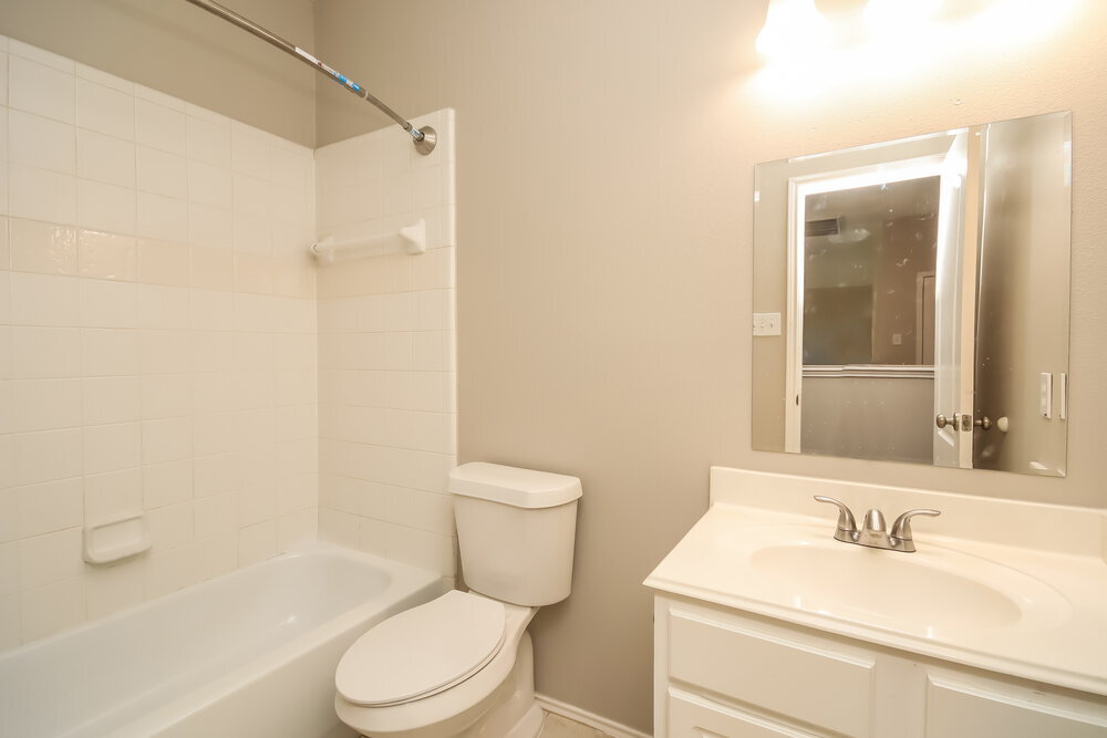 Building Photo - 2523 Flycatcher Cove Dr
