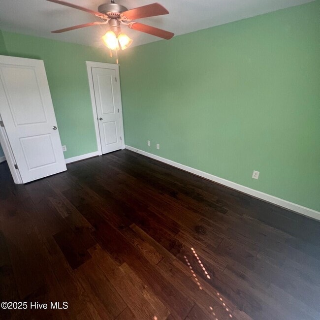 Building Photo - 1801 Fox Den Way
