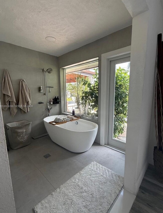 Building Photo - 13280 SW 103rd Terrace