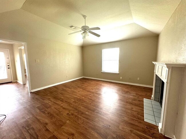 Building Photo - 117 Quail Cove