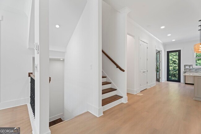 Building Photo - 173 Brush Creek Ct