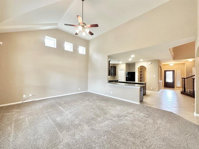 Building Photo - 1422 Laura Hills Ln