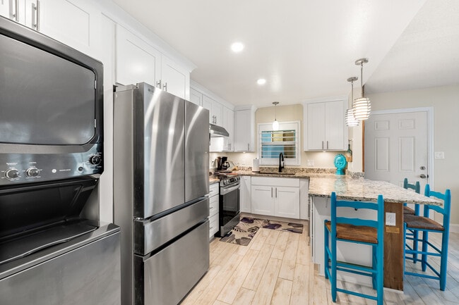 Building Photo - 320 Gulf Blvd