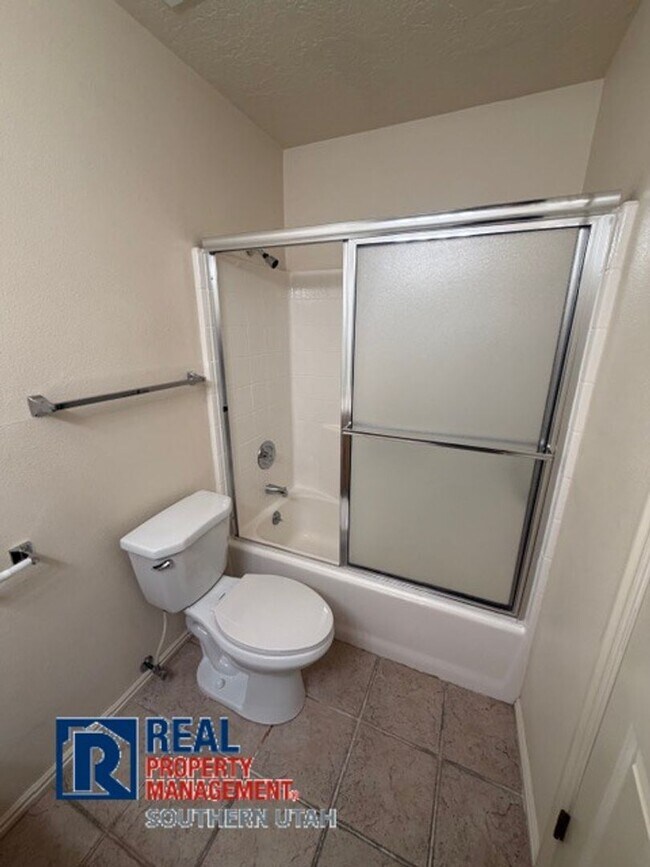 Building Photo - 3 Bed / 2 Bath Home for Rent in Santa Clara