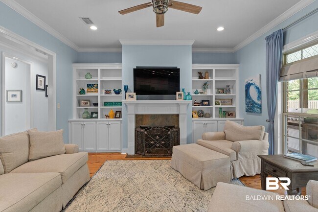 Building Photo - 25911 Tealwood Dr