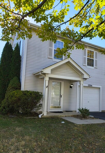 Primary Photo - 22241 W Niagara Trl