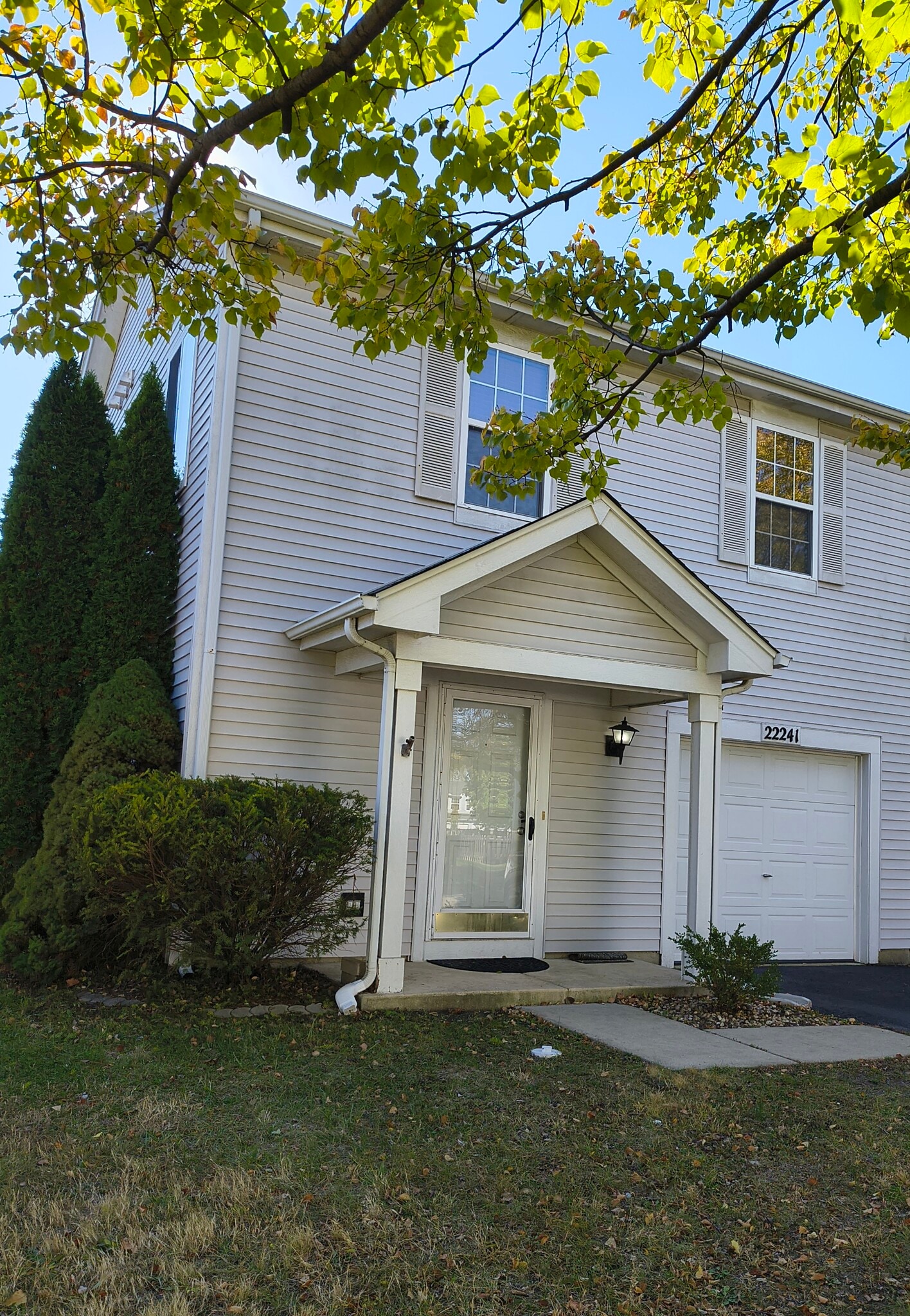 Building Photo - 22241 W Niagara Trl