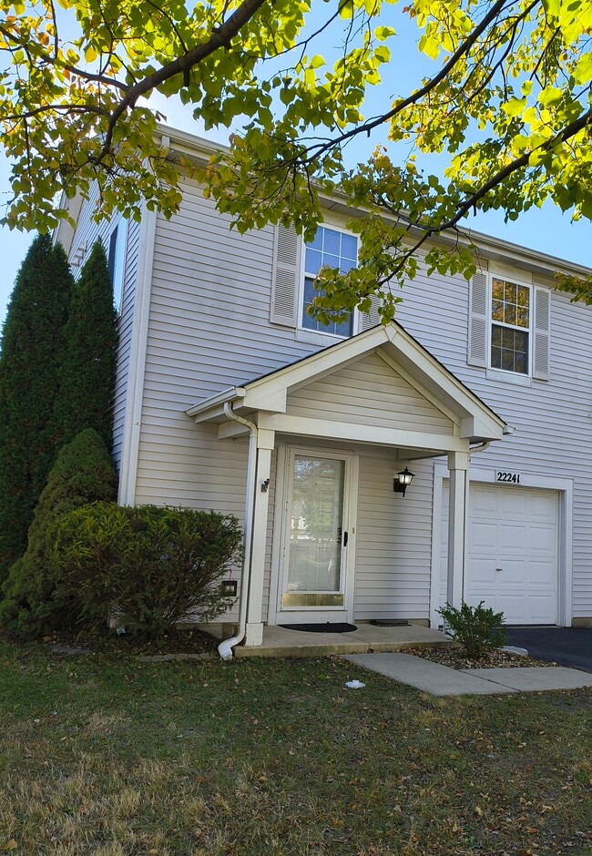 Building Photo - 22241 W Niagara Trl