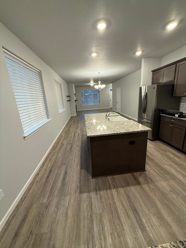 Building Photo - 303 Emerald Ave