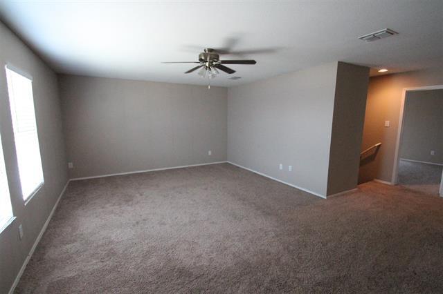 Building Photo - 2743 Hacienda Lake Dr