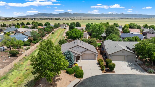 Building Photo - 5529 N Bremont Ct