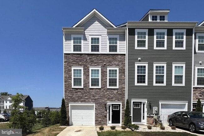 Building Photo - 1732 Red Fox Trl