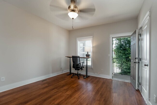 Building Photo - The Grove