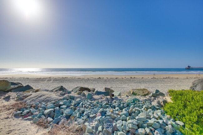 Building Photo - 1146 Seacoast Dr