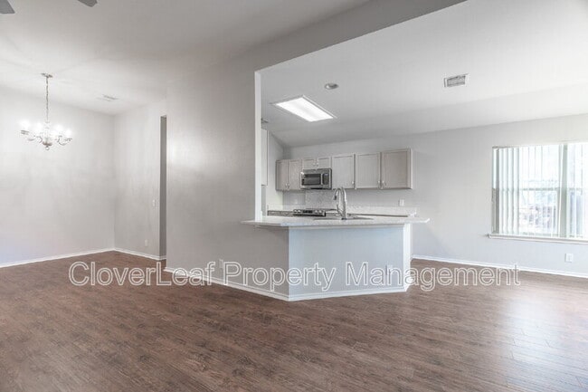 Building Photo - 21519 Rio Comal