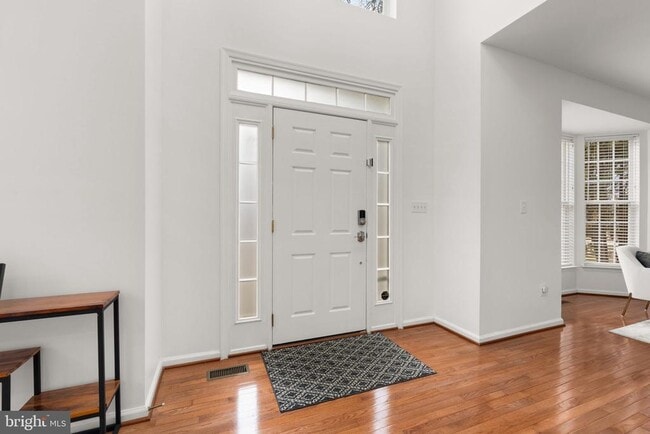 Building Photo - 13102 Ogles Hope Dr