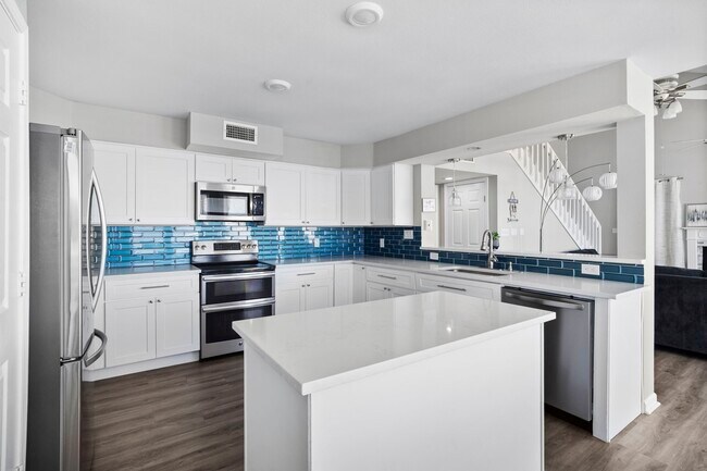 Building Photo - 23401 Termini-San Luis Pass Rd