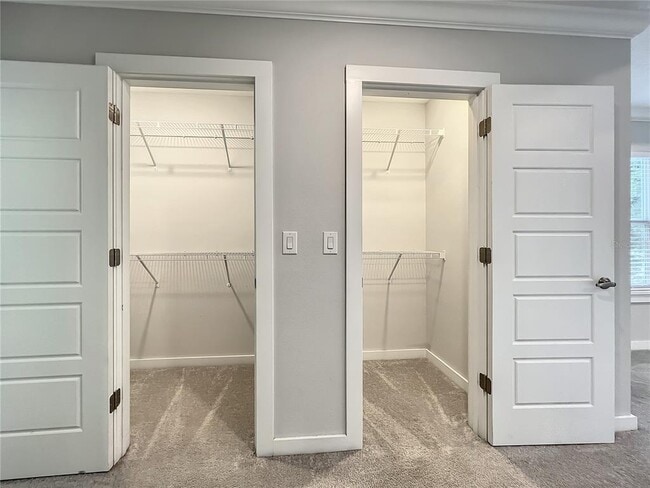 Building Photo - 3715 W Wisconsin Ave