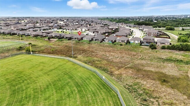 Building Photo - 604 Bronze Forest Dr