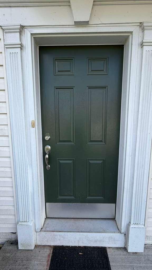 Building Photo - 38 Lombard Ln