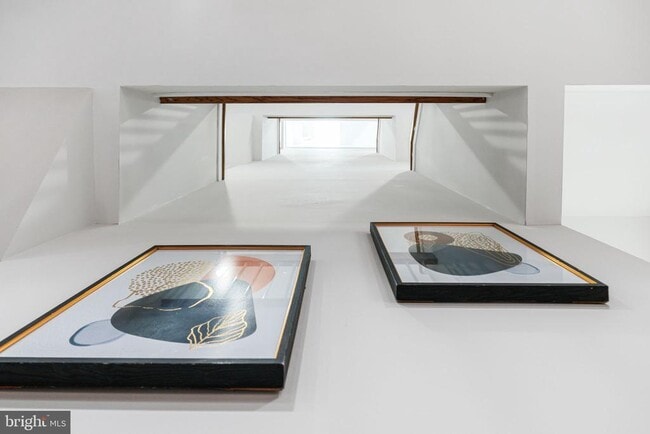 Building Photo - 444 Poplar St