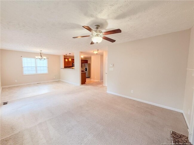Building Photo - 4413 Scenic Pines Dr
