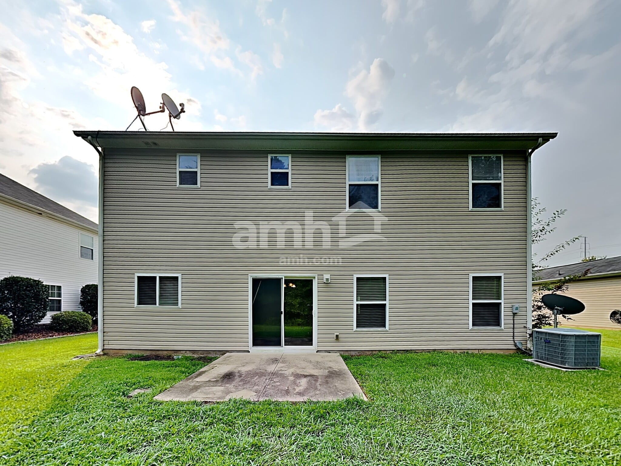 Building Photo - 427 Bougainvillea Ct