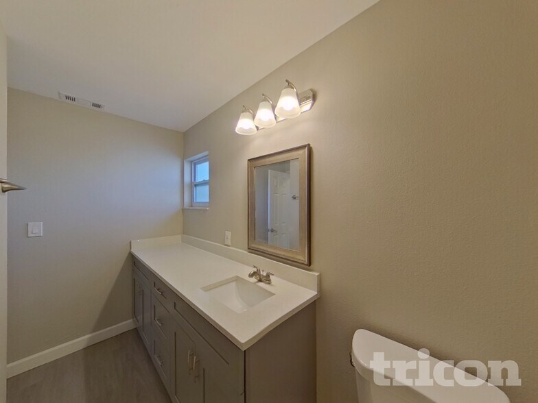 Building Photo - 6791 15th St S