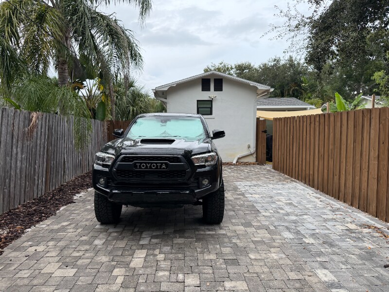 Building Photo - 234 24th Ave N