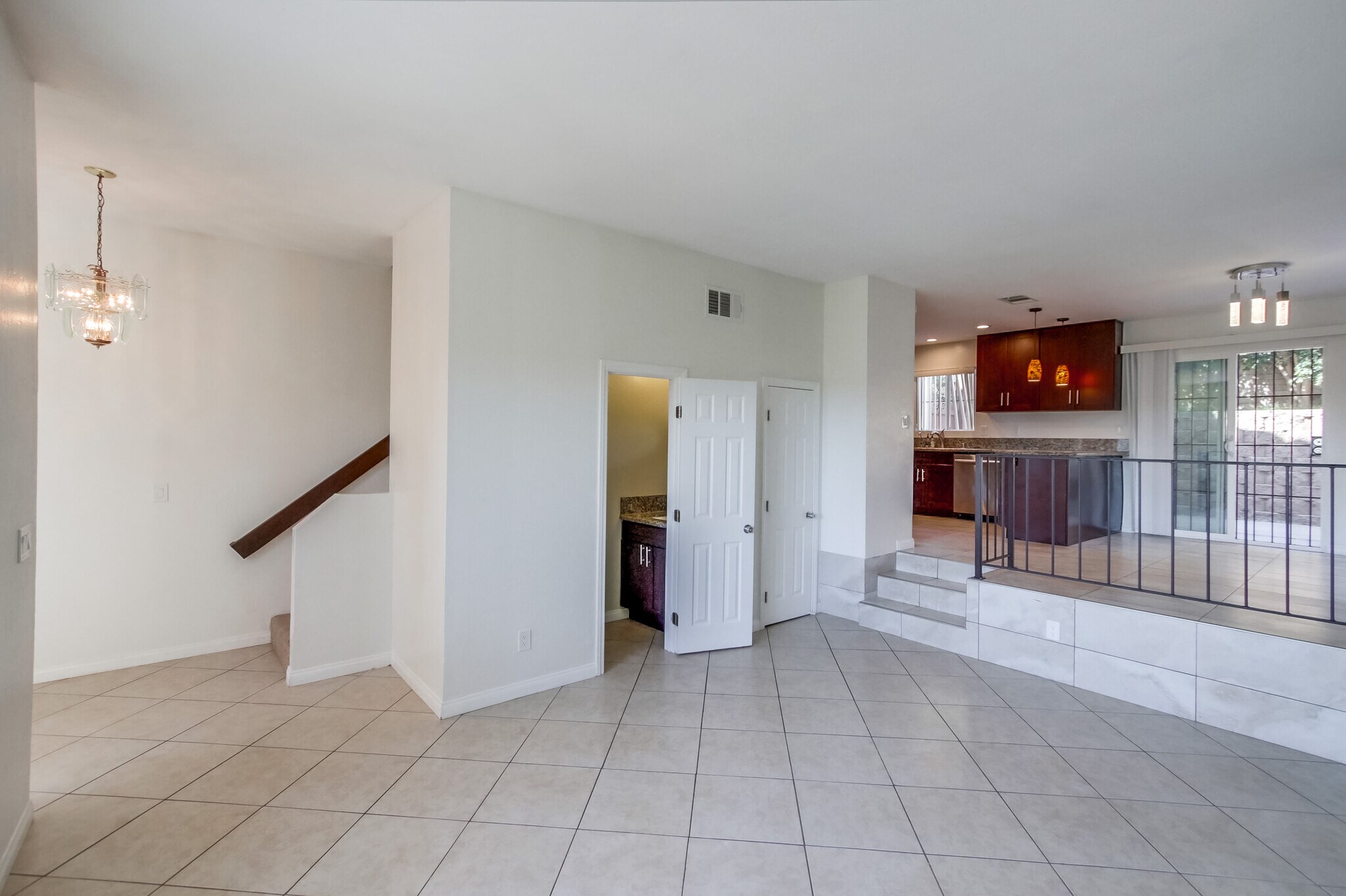 Building Photo - 2724 K St