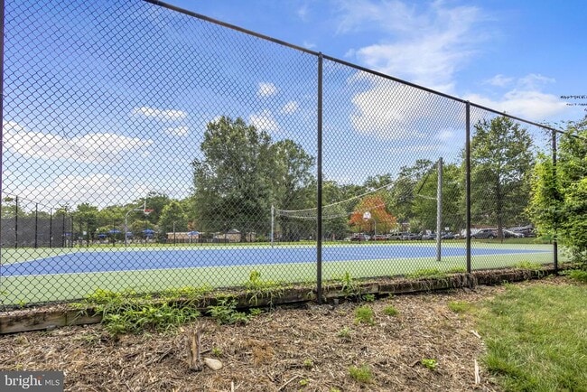 Building Photo - 1400 Martha Custis Dr